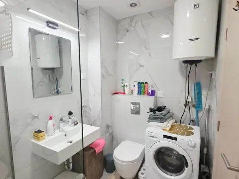 Rent, one bedroom apartment, 60m², Stara Varoš, Podgorica - image 10