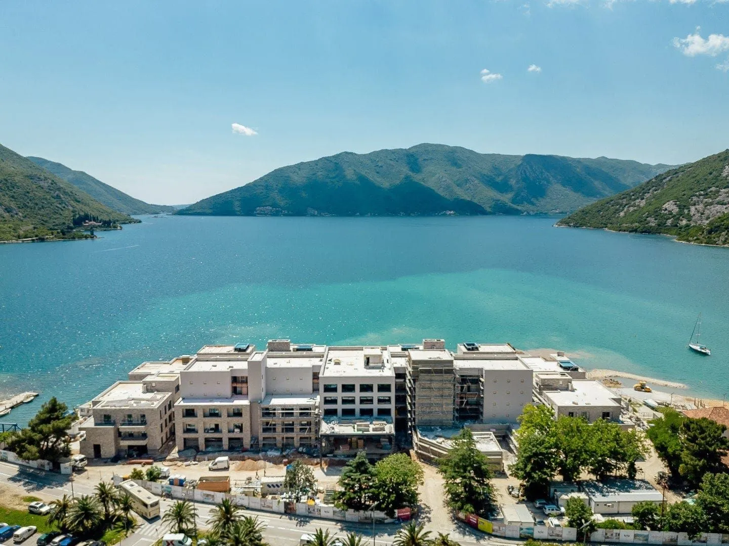 Prodaja, trosoban stan, 288m², Kotor, Crna Gora