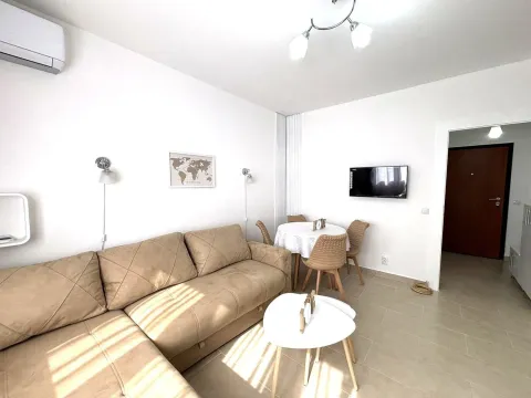 Prodaja, stan, 24m², Autobuska stanica, Podgorica - image 2