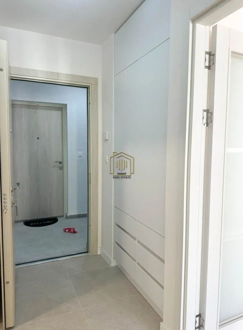 Izdavanje, jednosoban stan, 39m², Pobrežje, Podgorica