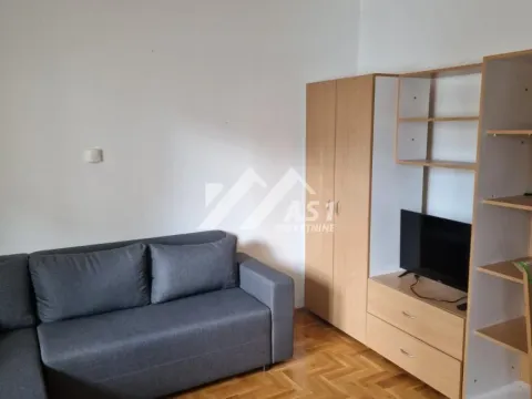 Izdavanje, stan, 30m², Novo naselje, Novi Sad - image 2