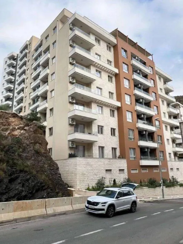 Sale, two bedroom apartment, 62m², Bečići, Budva