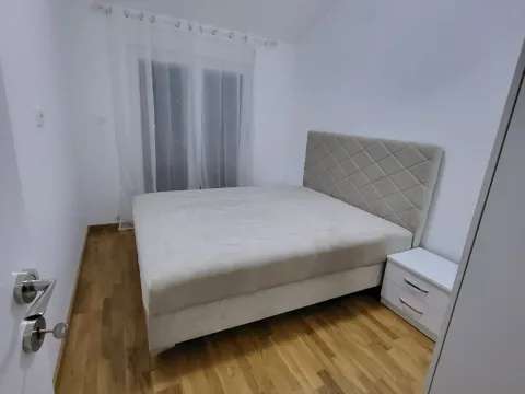 Izdavanje, jednosoban stan, 42m², Zagorič, Podgorica - image 8