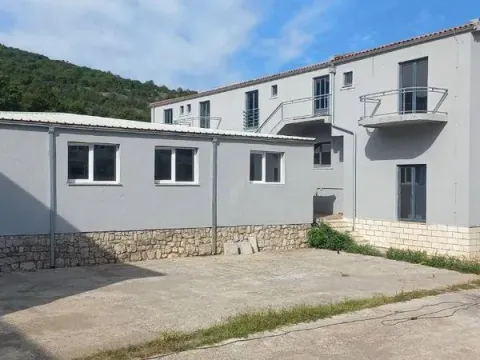 Izdavanje, poslovni prostor, 1600m², Mareza, Podgorica - image 5