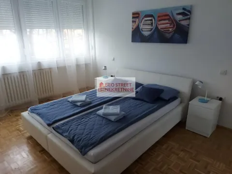 Izdavanje, dvosoban stan, 70m², Novi Beograd Blok 45, Novi Beograd Sve Podlokacije - image 5