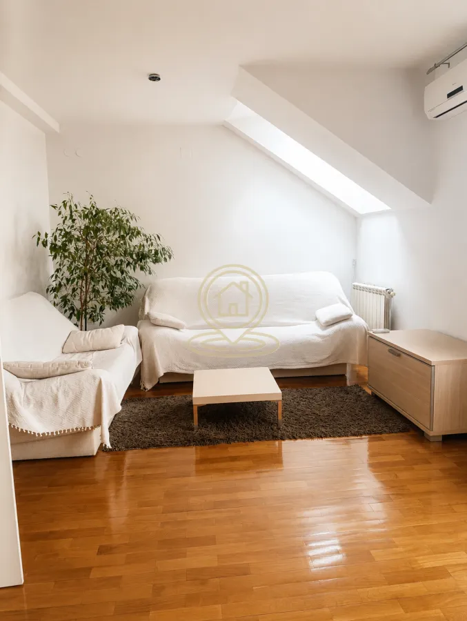 Prodaja, dvosoban stan, 54m², Detelinara, Novi Sad Sve Podlokacije
