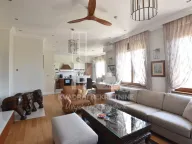 Prodaja, kuća, 170m², Gornja Gorica, Podgorica - image 6