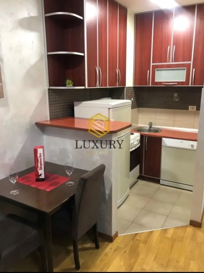 Rent, studio apartment, 31m², City Kvart, Podgorica