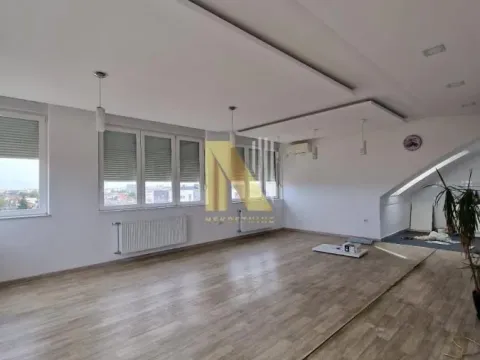 Prodaja, stan, 141m², Bulevar patrijarha Pavla, Novi Sad Sve Podlokacije - image 2