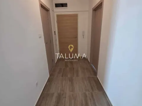 Prodaja, jednosoban stan, 68m², Zabjelo, Podgorica - image 4