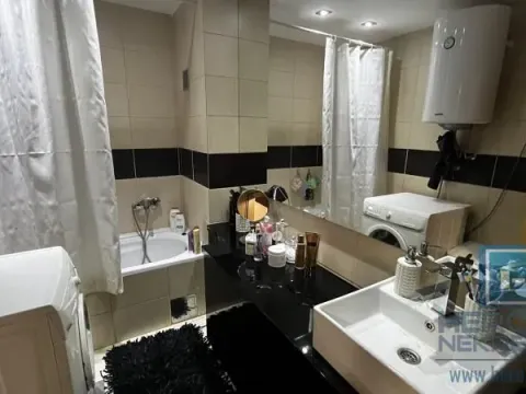 Prodaja, trosoban stan, 71m², Centar, Jagodina - image 10