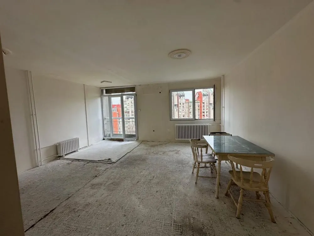 Prodaja, trosoban stan, 77m², Banjica, Voždovac Sve Podlokacije
