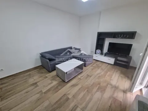 Prodaja, četvorosoban stan, 79m², Južni Bulevar, Vračar Sve Podlokacije - image 4
