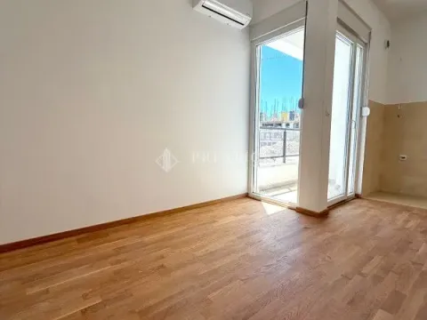 Izdavanje, garsonjera, 30m², Zabjelo, Podgorica - image 6