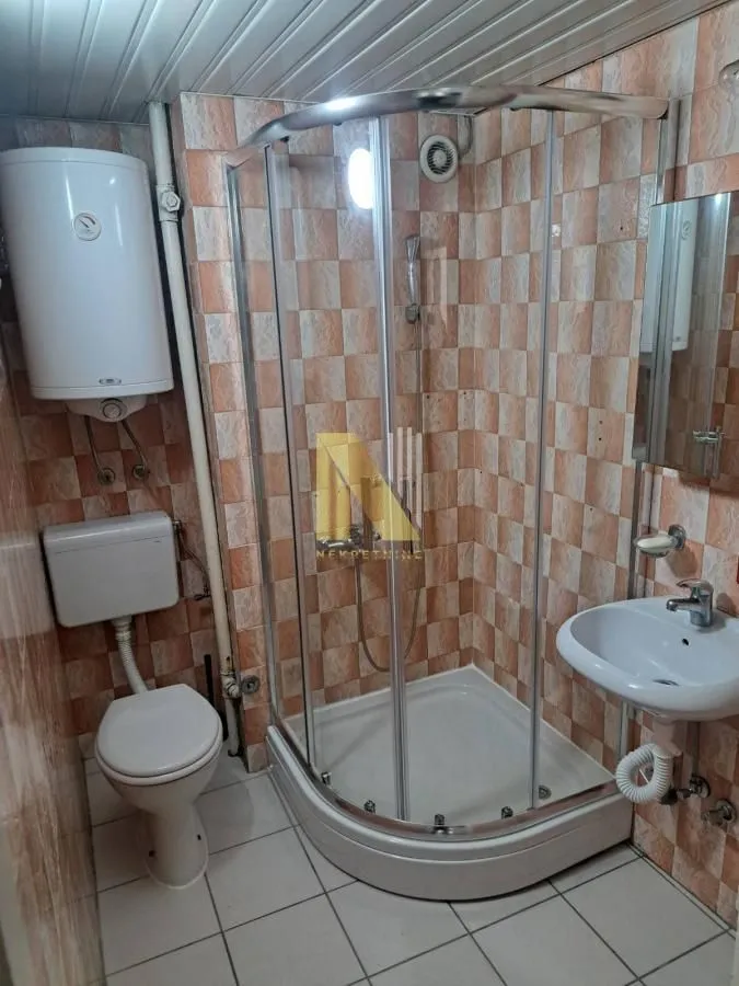 Izdavanje, dvosoban stan, 51m², Železnička Stanica, Novi Sad Sve Podlokacije