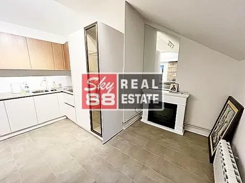 Prodaja, trosoban stan, 76m², Kalenić Pijaca, Vračar Sve Podlokacije - image 6