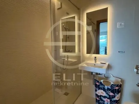 Izdavanje, stan, 43m², Bulevar Evrope, Novi Sad Sve Podlokacije - image 21