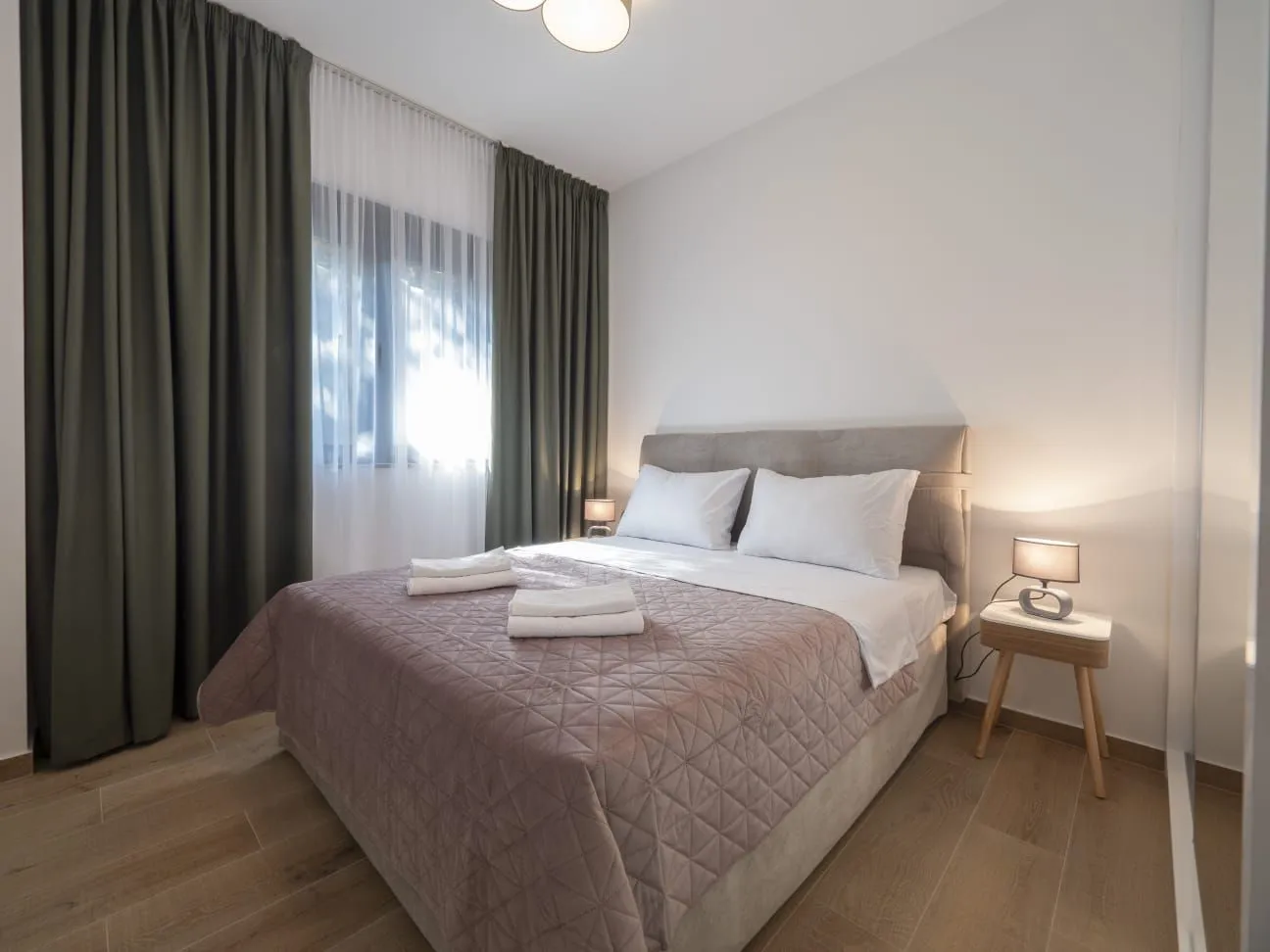 Rent, two bedroom apartment, 80m², Centar, Budva