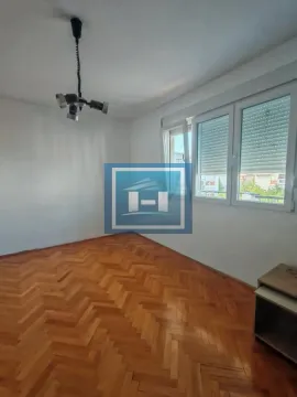 Prodaja, dvosoban stan, 53m², Centar, Paraćin - image 6