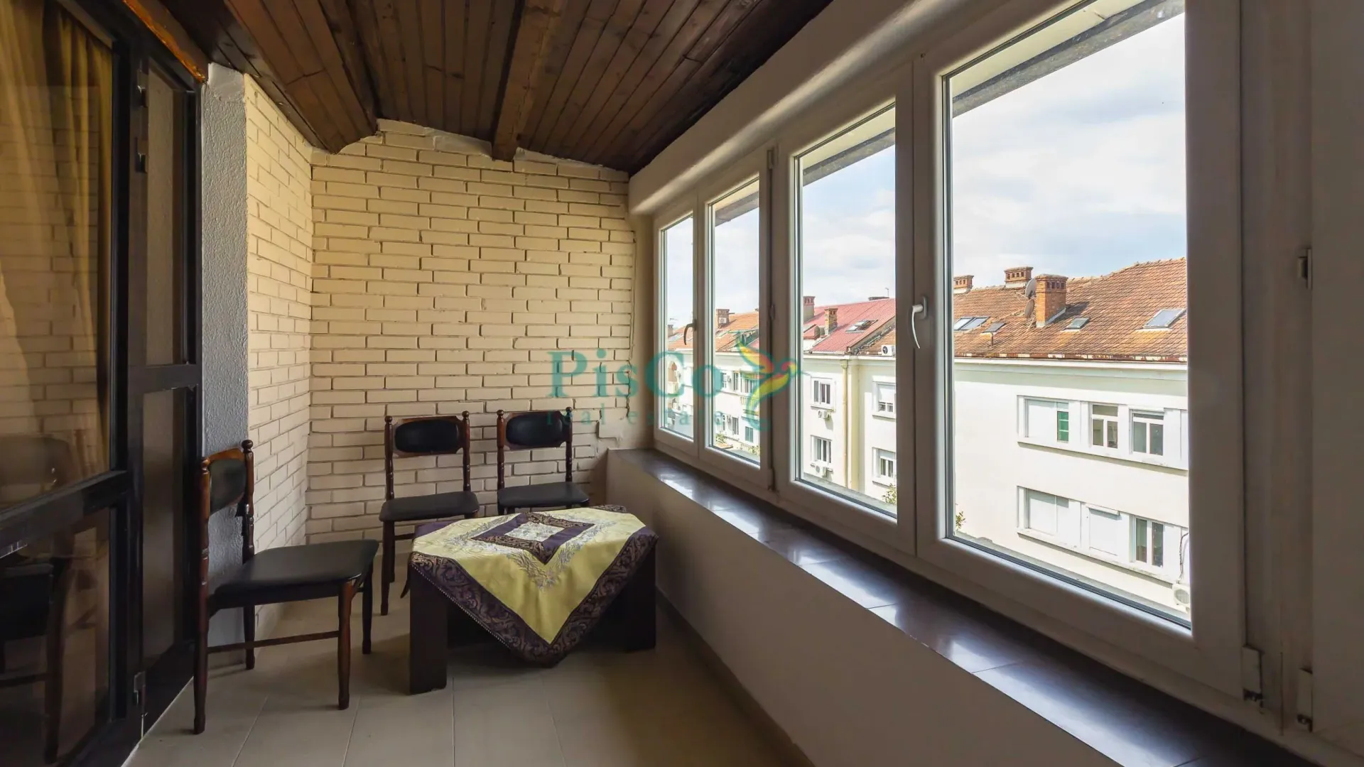 Prodaja, dvosoban stan, 75m², Centar, Podgorica