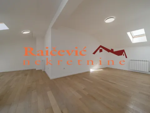 Prodaja, četvorosoban stan, 135m², Pančevo, Srbija - image 16