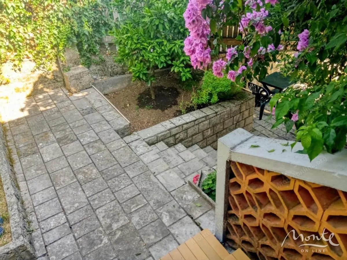 Prodaja, kuća, 77m², Stoliv, Kotor