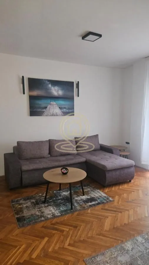 Izdavanje, jednosoban stan, 33m², Grbavica, Novi Sad Sve Podlokacije