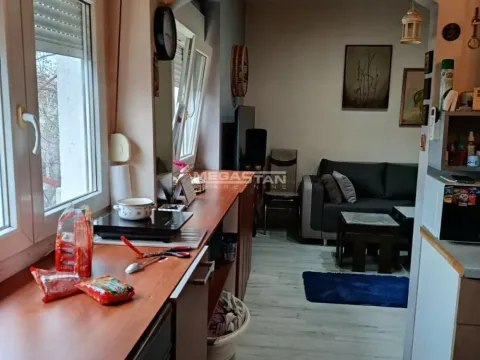 Prodaja, stan, 23m², Kanarevo Brdo, Beograd - image 4