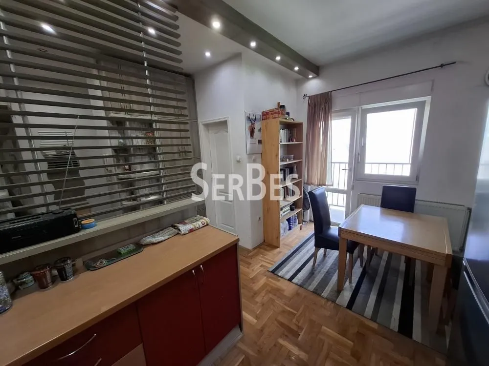 Prodaja, četvorosoban stan, 120m², Stari grad, Novi Sad