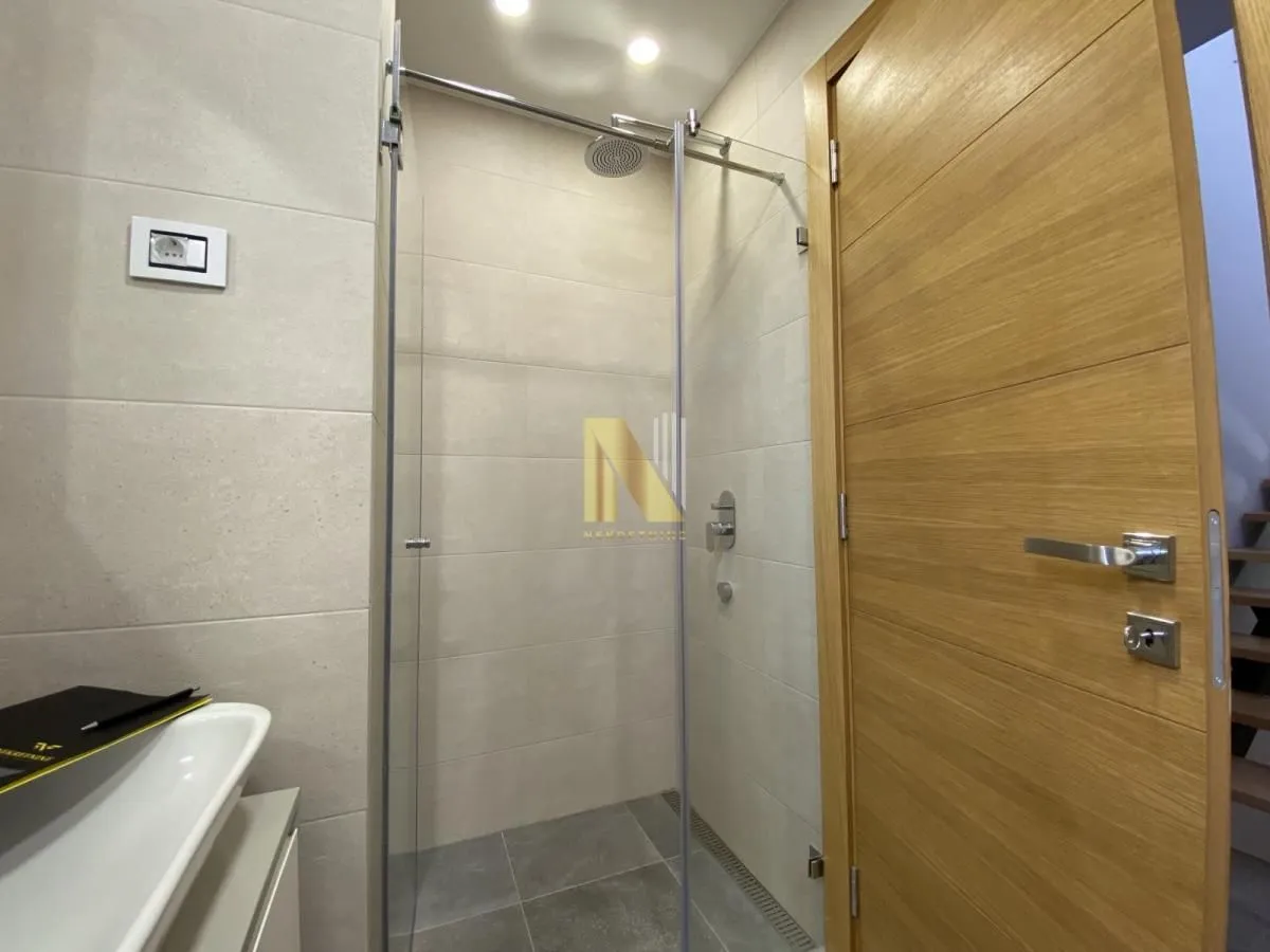 Rent, house, 181m², Sremska Kamenica, Petrovaradin
