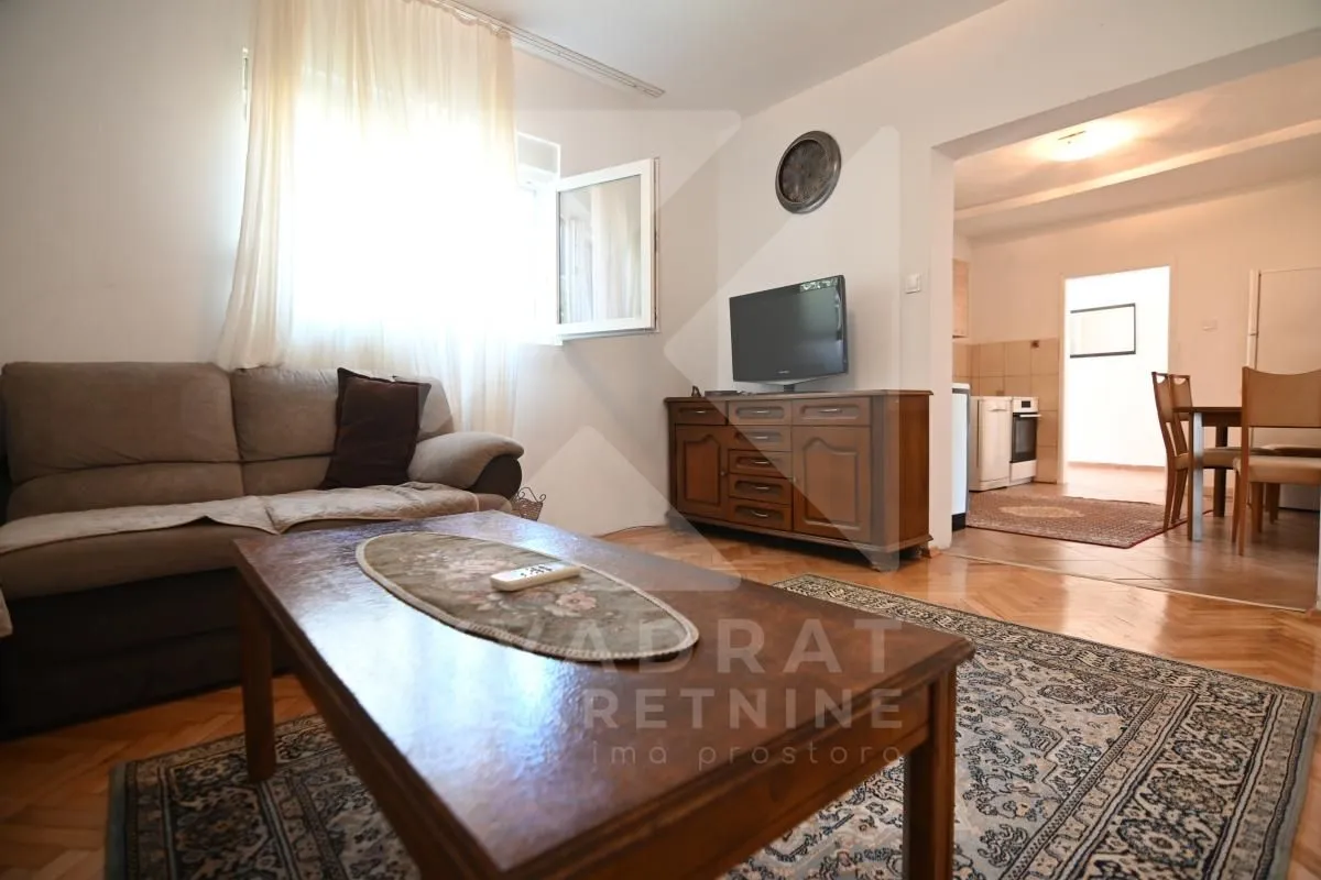 Izdavanje, dvosoban stan, 80m², Momišići, Podgorica