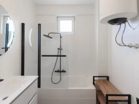 Sale, one bedroom apartment, 48m², Bar, Crna Gora - image 7