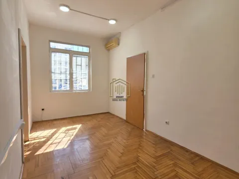 Sale, office space, 143m², Podgorica, Crna Gora - image 14