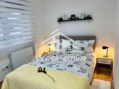 Izdavanje, dvosoban stan, 42m², Vračar Sve Podlokacije, Beograd - image 6
