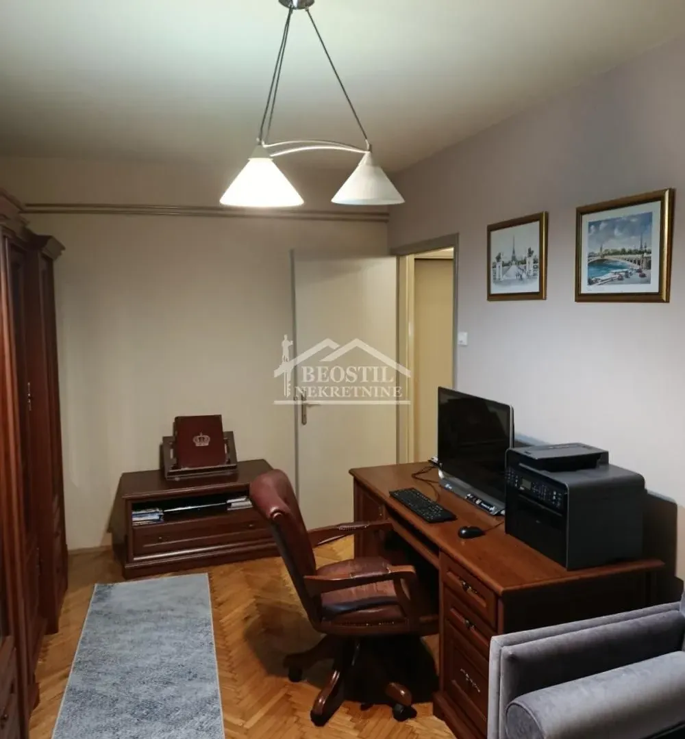 Prodaja, četvorosoban stan, 104m², Gradska Bolnica, Zvezdara Sve Podlokacije
