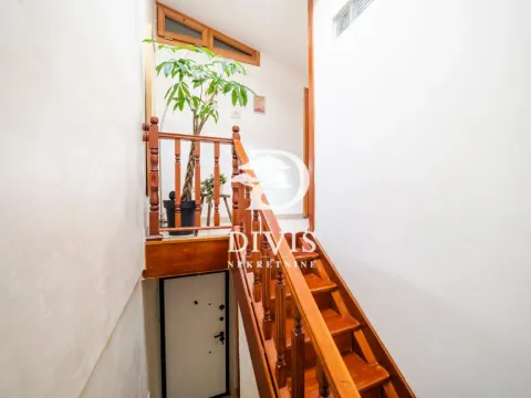 Sale, three bedroom apartment, 93m², Vračar Hram, Vračar Sve Podlokacije - image 16