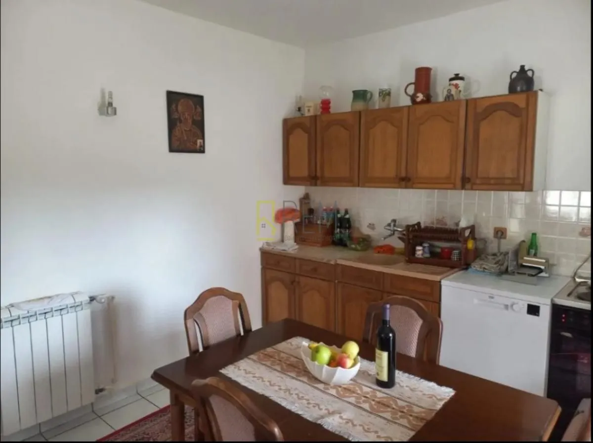 Prodaja, kuća, 218m², Cetinje, Crna Gora