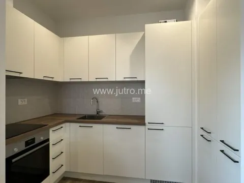 Prodaja, jednosoban stan, 87m², Tivat, Crna Gora - image 5