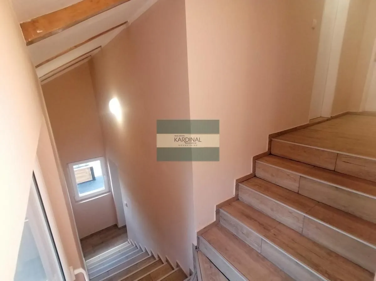 Prodaja, kuća, 92m², Sremska Kamenica, Petrovaradin