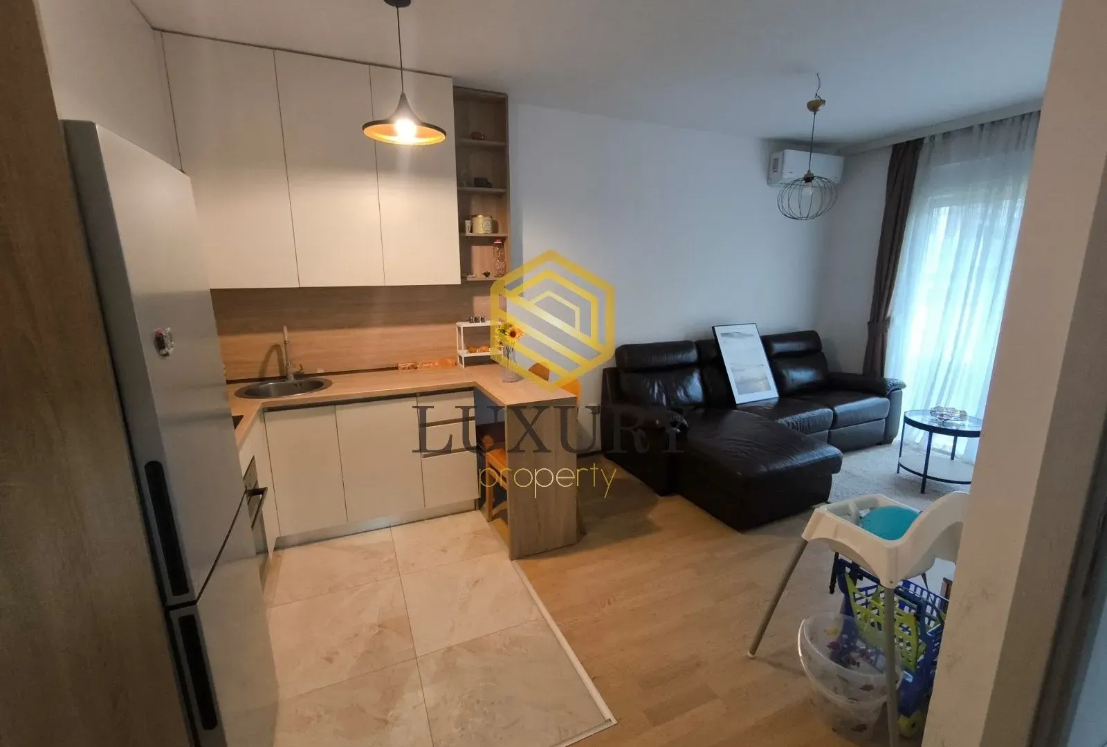 Rent, one bedroom apartment, 37m², Central Point, Podgorica