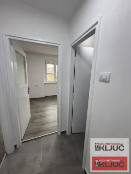 Sale, one bedroom apartment, 31m², Satelit, Novi Sad Sve Podlokacije - image 5