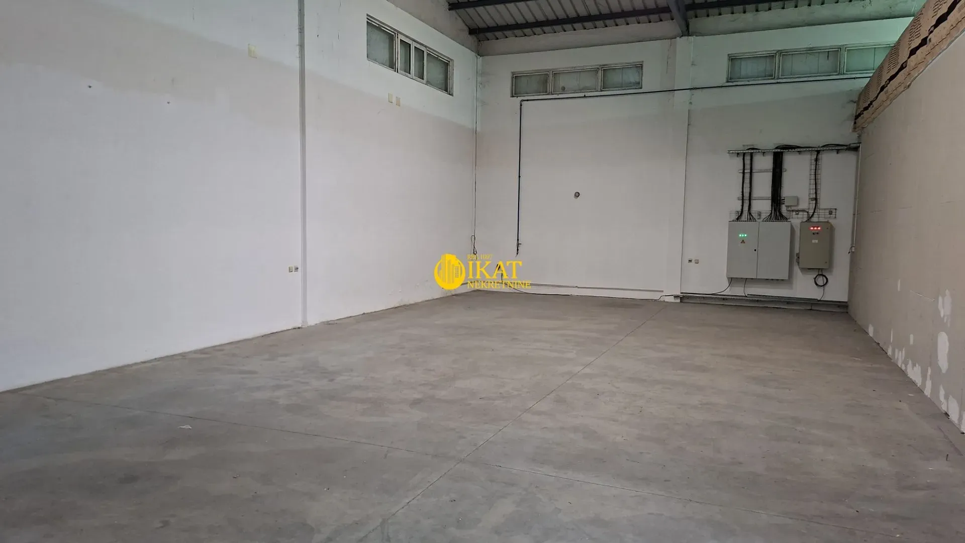 Rent, office space, 650m², Altina, Beograd