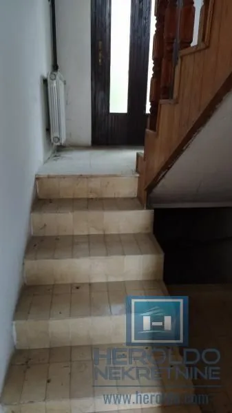 Sale, office space, 731m², Aqua park, Jagodina