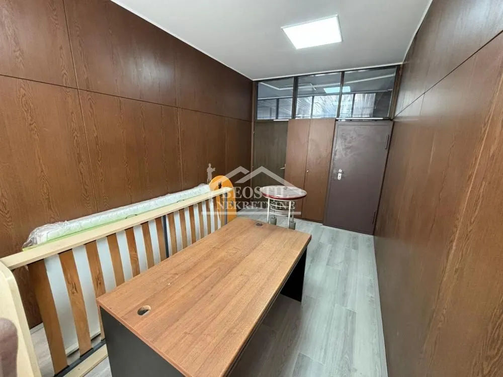 Rent, office space, 260m², Kluz, Zvezdara Sve Podlokacije
