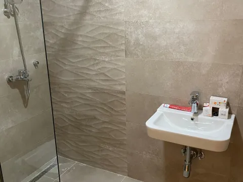 Sale, one bedroom apartment, 48m², Bečići, Budva - image 11