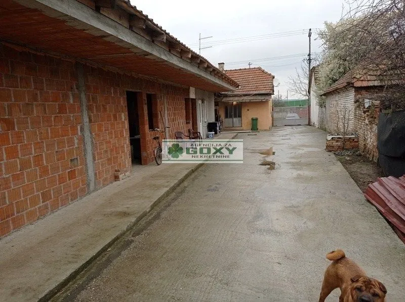 Prodaja, kuća, 180m², Beška, Inđija