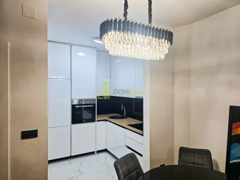 Izdavanje, trosoban stan, 130m², Dalmatinska ulica, Podgorica - image 2