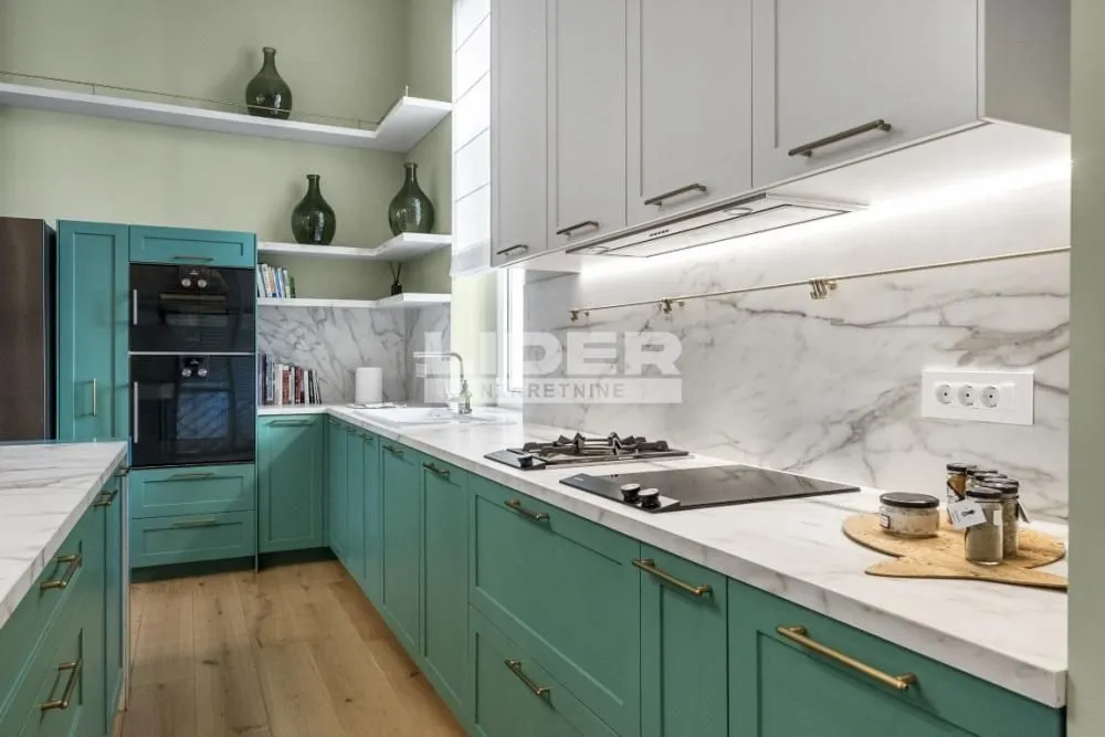 Prodaja, dvosoban stan, 96m², Stari Grad, Beograd