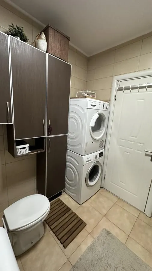 Prodaja, četvorosoban stan, 84m², Novo naselje, Novi Sad
