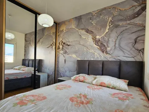 Rent, two bedroom apartment, 70m², Pobrežje, Podgorica - image 7